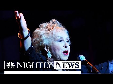 Remembering ‘Everybody Loves Raymond’ Star Doris Roberts | NBC Nightly News