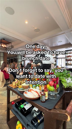 I didn’t have space for cinammon rolls & BS #brunch #dating #losangeles #restaurant #fyp