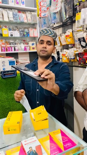 Shahnawaz telecom on Instagram: "Poco m7 5G 6.128GB Unboxing #thakurdwara #instagramreels"