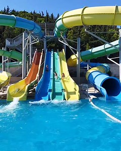 At Kipriotis Aqualand, our family-friendly facilities and personalized services ensure that your kids' smiles light up your vacation. Get ready for unforgettable family moments. 📸 by @natalystanford. Thank you for sharing! #kipriotishotels #kos #kosgreece #kipriotisaqualand #kipriotishippocrates #kipriotismaris #kipriotispanorama #kipriotisvillage #cyclades #aegeansea #destinationkos #aegeanislands #luxuryhotels #vacationdestination #travelinspiration #travelgram #visitgreece #travel_greece #pe