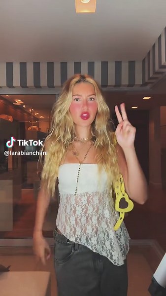 Lara B Explica o Fim do Relacionamento