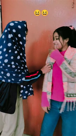 soni diwakar on Instagram: "#🤣💖🤣❤🤣💕🤣💙"