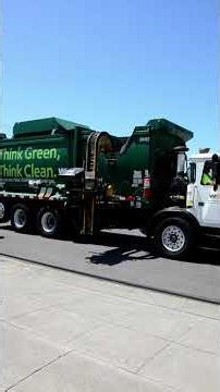 Old Roaring Mcneilus ZR #autocar #wm