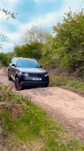 🐐Range Rover Off-Road Capabilities | Luxury SUV Conquers Every Terrain! 🔥🛻 #LandRover #RangeRover
