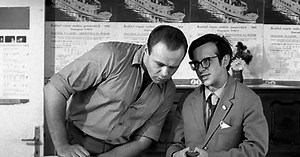 "Rejs": Kultowy film PRL-u. Gdzie obejrzeć online?