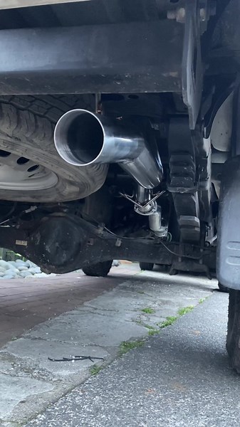 Custom Toyota Hilux Exhaust Sound Clips