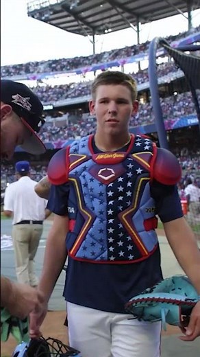 Cal Raleigh’s Mic’d up for the T-Mobile #HRDerby | T-Mobile #shorts