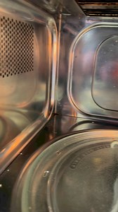 20K views · 331 reactions | Astuce pour nettoyer votre micro-onde #astuce #microondes #cuisine #menage #nettoyage #conseils | Thomas Cheneau | Facebook