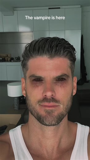 Unleash the Dark Side: Vampire PMV