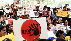 Tracking mob lynching in two charts