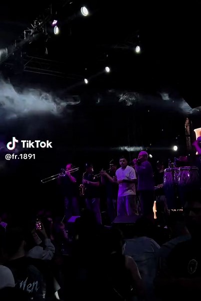 Explorando la Plena: Ritmos de Uruguay