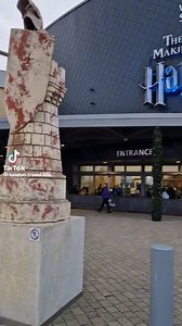 164K views · 4.8K reactions | Daniel Radcliffe singing the periodic table ✨ Platform 9¾ | Platform 9¾ | Facebook