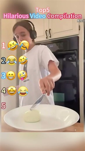 Food warrior food soul turn into a fool at the bowl #FunnyVideos