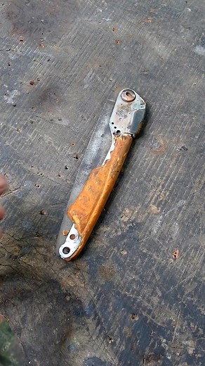 Turn folding saw into knife #diy #foryou #shorts | Axell darbuka