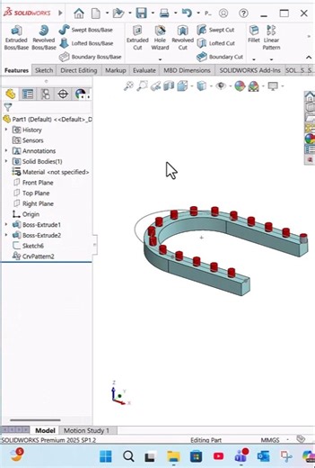 Curve Driven Pattern in SolidWorks | Smart Pattern #shorts