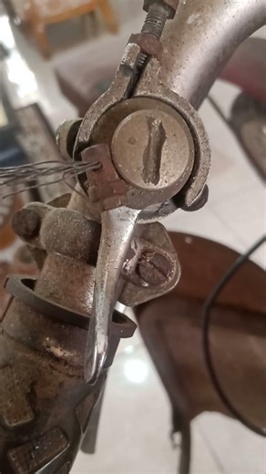 slow normal fast transmission. james comet 1948 villiers england