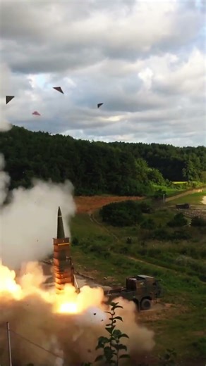 America’s New Super Weapon—Massive Missile Launch Caught on Camera 😳🚀🪖