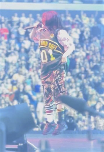 @BILLIE EILISH performing bury a friend live in Charlotte night 2 #billieeilishlive #billie #billieeilishconcert #billieeilish