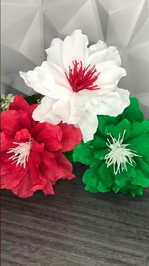 Una forma fácil de hacer flores #diy #flowers #flores #manualidadesymas