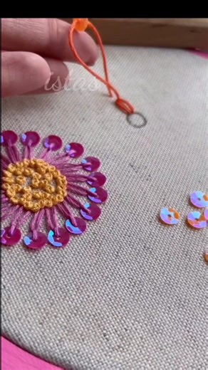 The Sewing Diary | Beautiful flower. sticken ​#diyfashion ​#embroideryart ​#flowers ​#hippievibes ​#blumenliebe ​#flowergram ​#aesthetics ​#diyarbakır... | Instagram