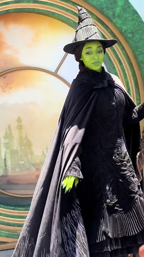 Elphaba Thropp: Unlimited at Universal Studios