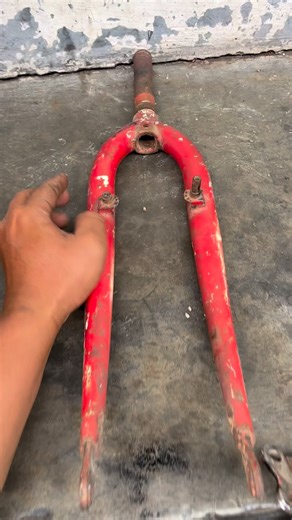 Anung Wedhe Bikes on Instagram: "kendala teratasi pivot patah , drat rusak , nekuk kebelakang"