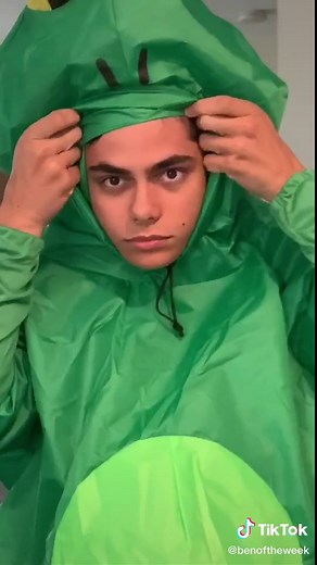 Adorable Frog Suit Outfits for TikTok | Cute Frog Fashion Trends