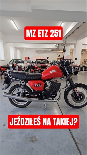 MZ ETZ 251 - EVERYONE REMEMBER THIS SOUND! #safran #motoryzacja #fiat126p #mzetz #motorcykle #ddr