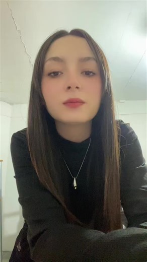 A veces si me gusta como me veo al natural (ya TikTok me está pidiendo q me deshaga de mis borradores 😫)