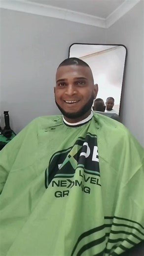 Old School Haircut at Mister Barber | Fresh Cut