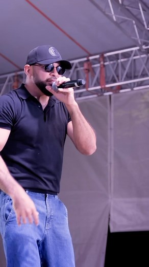 Ислам Итляшев on Instagram: "Атмосферный вечер😎✊🏼"