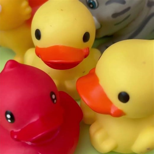 What does the pig say? 🐷 Farm Animal Sounds Diorama #PinoyKids #Learning