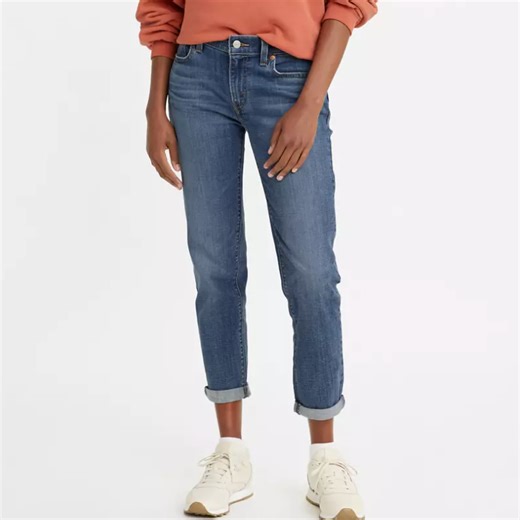 Our Style Expert's Favorite Boyfriend Jeans Are Under $60