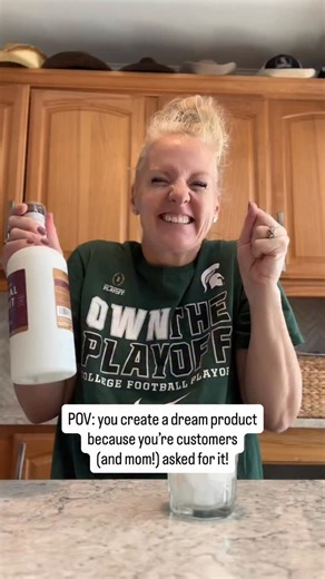 19K views · 285 reactions | Oh mmmm Geeee — We worked so hard on this and I might be the only one excited but hopefully you enjoy the tasting ❤️ #soberishshots #soberishspirit #soberish #founder #berry | Kim Gamez | Facebook