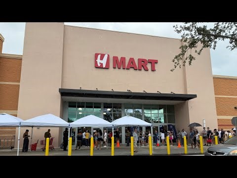 Full tour of the Largest in US Asian Supermarket H Mart, opened a few days ago in Orlando, Florida!