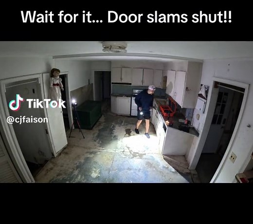 This house gets scarier every time I visit! I bought this abandoned farm last year and I feel like its the most haunted place in the USA 😳😳😳 #CapCut #haunted #fyp #cjfaison #hauntedtiktok #scarystories #scary