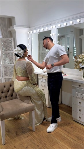 The Kandyan bridal saree has always been a symbol of Sri Lankan elegance, rich in heritage, craftsmanship, and cultural pride. Today, it evolves with a modern touch, creating a look that is both classic and contemporary. Every pleat, every bead, and every intricate detail tells a story of generations, while the refined styling, soft tones, and modern silhouettes bring fresh sophistication to the forefront.. 🤍💫 MUA - Dhananjaya Bandara Saree - Sarita Textorium Wedding Planner - Ceylon Wedding P