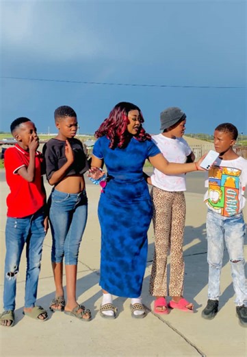 Street Interviews: Exploring Food Chain Concepts