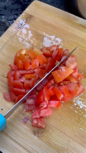 Nenu suchitra kalisi గుత్తి వంకాయ curry chesam🍲😋#cooking #food #minivlog #guthivankayacurry