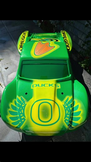 Oregon Ducks Traxxas Slash RC body is complete. contact for custom painted RC Body. #painting #work #rccustompaint #airbrush #customrcpaint #rccar #RC #traxxas #traxxasslash #Slash #Oregon #oregonducks