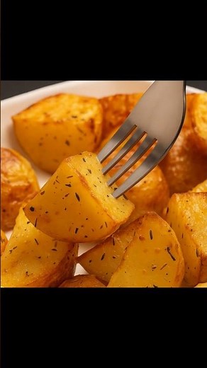 Air Fryer Roasted Potatoes - Easy and Delicious