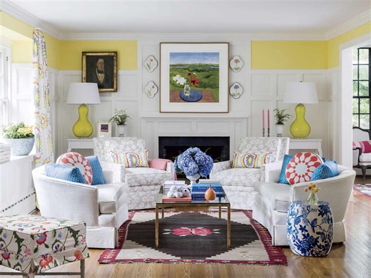 5 Living Room Paint Colors To Avoid If You Want A Cozy, Welcoming Space