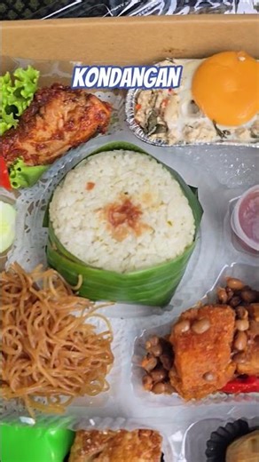 Bahagianya kalau kondangan dapet nasi berkatan kayak gini #nasi #hampers #eatfood