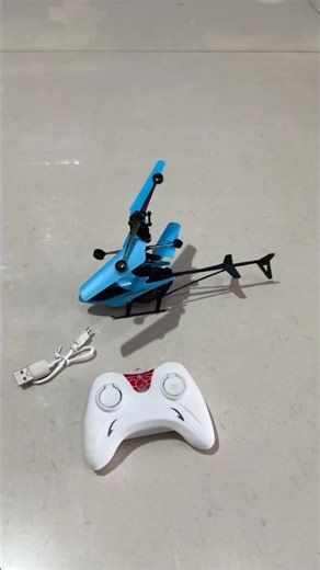 Helicopter Flying V #toys #airplane #helicopter