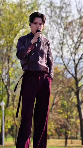 Dimash Kudaibergen's Outfit Transformation