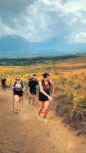 Stunning Views Hiking Mount Rinjani in Indonesia
