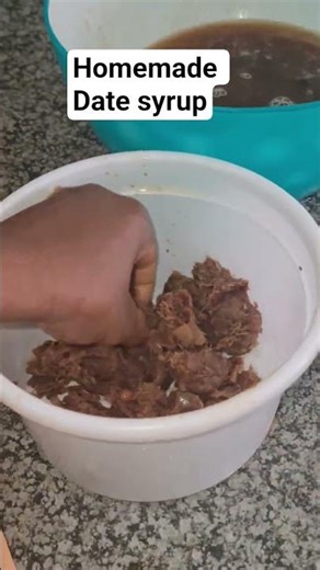how to make date syrup at home.