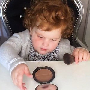 198K views · 12K reactions | Two-year-old girl teaches her viewers how to do their makeup | MetDaan Makeup | Facebook
