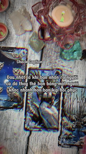 Đau nhất là khi bạn nhận ra người cũ đã thay thế bạn bằng một người khác nhanh hơn bạn kịp hồi phục ✨ Năng lượng trải bài cho thấy: Bạn vẫn còn ở trong giai đoạn chữa lành. Nhưng họ đã bước sang một câu chuyện mới. Sự thật này khiến bạn tổn thương nhiều hơn bạn nghĩ. 💎 Những dấu hiệu của nỗi đau này: Bạn lặng người khi biết họ đã có người khác. Bạn tự hỏi liệu những gì từng có chỉ là tạm bợ. Bạn so sánh bản thân với người mới của họ. Bạn đau không phải vì ghen mà vì cảm giác bị thay thế. 💞 Điề