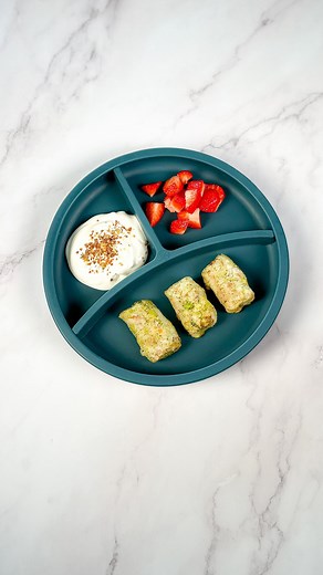 EGG FREE BROCCOLI & TUNA TOTS! Ingredients * 150g (2 us cups) broccoli florets, boiled or steamed * 250g (1 3/4 us cups) potato, boiled or steamed * 50 (2 tablespoons) tuna * Handful of grated cheese * Optional: salt & pepper (for adults and older kids) Method 1. Preheat oven to 180°C (350F)and line a baking tray with baking paper or a silicone mat. 2. Place cooked broccoli and potatoes in a bowl and mash them with a fork or potato masher. 3. Add the tuna and cheese, season with salt and pepper 